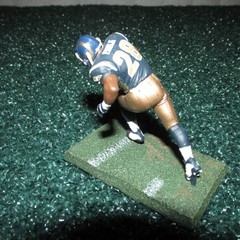 McFarlane 2004 Marshall Faulk NFL St. Louis Rams 3″ Figure (open/loose)