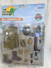 Ultimate Soldier 21st Century 82ND Airborne Div. WWII Series 1 Uniform & Weapons