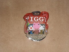 NEW, Piggy Minifigure Mystery Pack – Roblox- Includes DLC Item UNOPENED