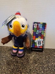 Jazwares FIFA® World Cup 2026 USA 8 Inch Plush Clutch # 10 Plus Bonus Keychain