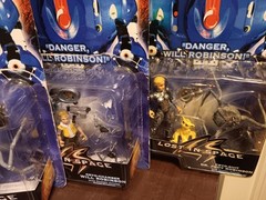 Lost In Space 1998 Action Figures Used & Resealed