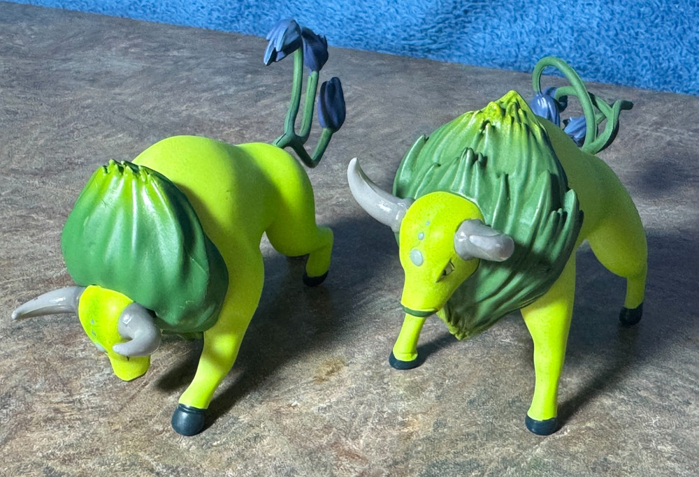 SHINY TAUROS a Wild Bull Pokemon – Set of Two (different poses) by BANDAI – NEW