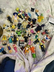 ROBLOX ACTION FIGURES LOT 20+ Random Figures And Random Accessories.. See Pics