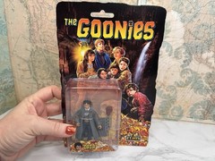 The Goonies 5 Points Action Figure | Data