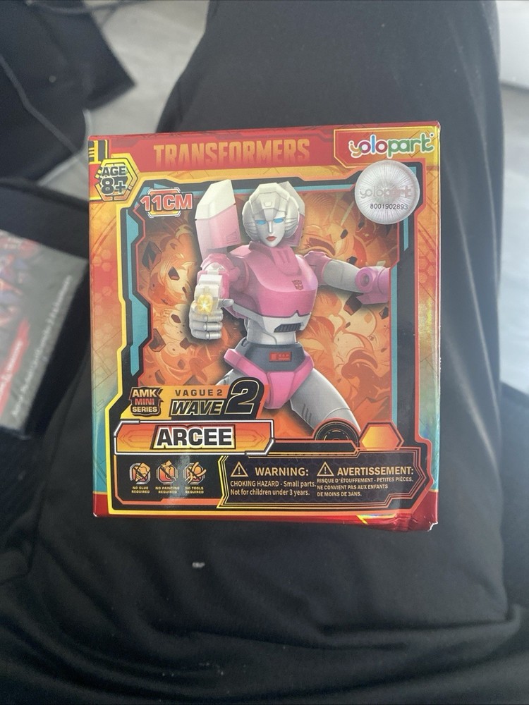 Transformers G1 Arcee Non-Transforming Toy,Pre-Assembled Action Figure Statue