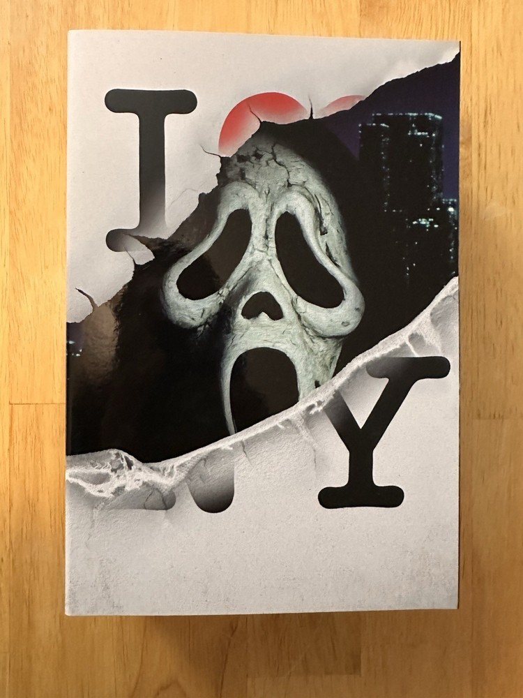 Neca Ultimate Scream Ghostface Takes Manhattan NYCC Exclusive 7 Inch Figure