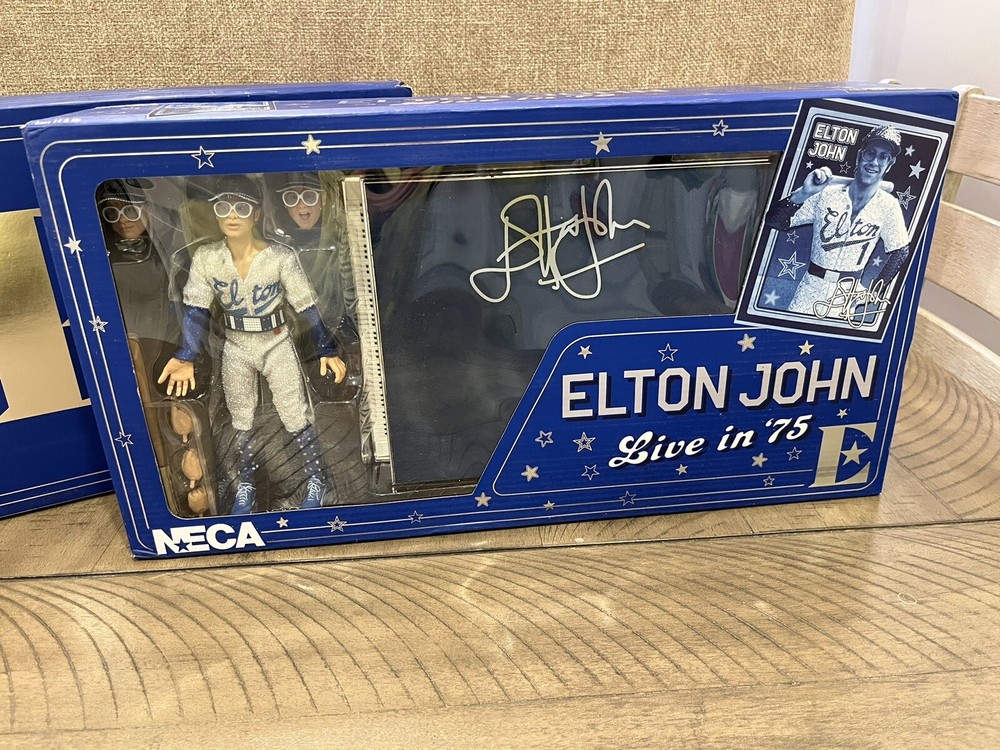 NECA Elton John 3.9 in Action Figure – H858510