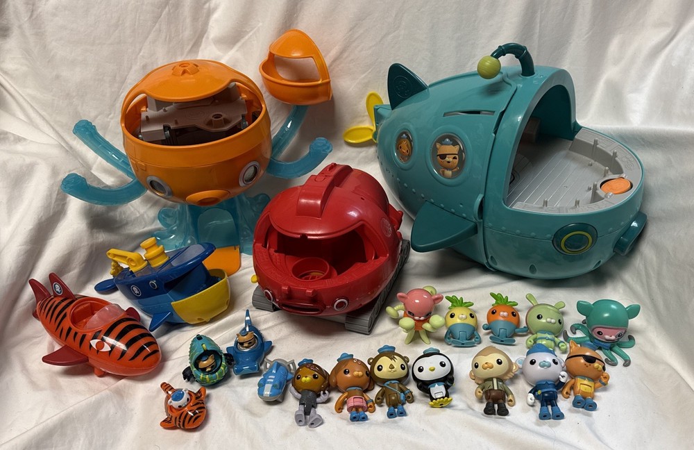 Large Lot Octonauts Octopod 12 Figures Vehicles & Accessories *See Description