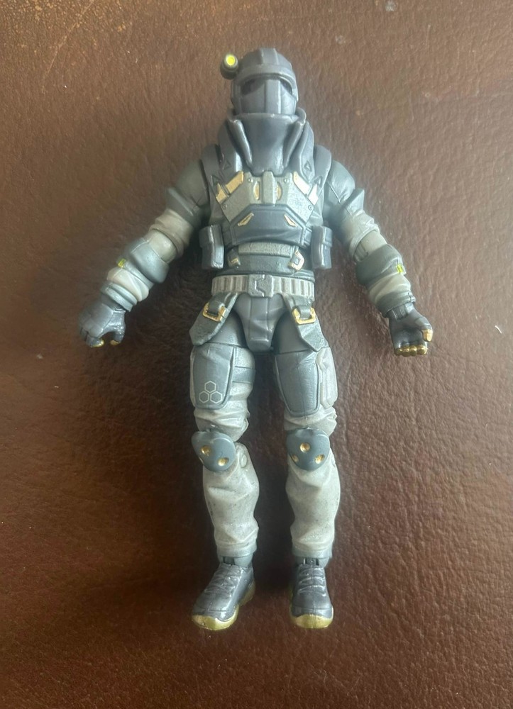 Jazwares Fortnite Sledge 4 inch action figure RARE
