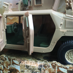 BBI Army Humvee M1114 ARMORED HUMVEE 1/18 Vehicle Apply To 3.75″ Joytoy Soldier
