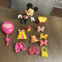 Disney Minnie Mouse Bowtique Dress Up Doll Snap N’ Style Lot of 3 with Clothes