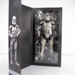 Sideshow Collectibles 1/6 Scale Star Wars Clone Trooper Deluxe Veteran Figure