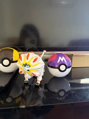 Pokémon Solgaleo Transforming Figure W/ Master Ball 10cm Toy Model Action