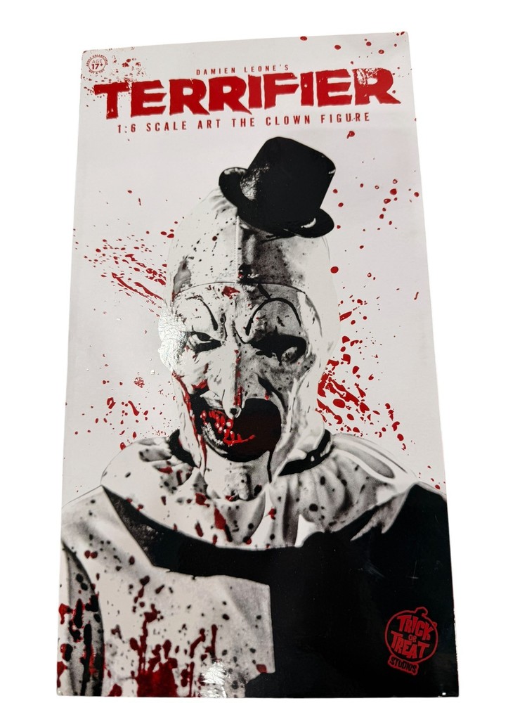 Trick Or Treat Studios Terrifier Art The Clown 12″ Action Figure DAMAGED PACKAGE