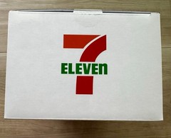 BE@RBRICK 7-Eleven Japan Exclusive 400% & 100% Set Brand New 2026 MEDICOM TOY