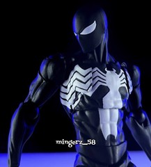 MESS TOYS Symbiote Spider-Man Action Figure Black Suit Collectible Model Gifts