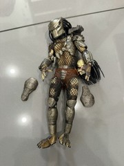NECA Predator Hunter 2013 Comes As Shown