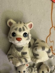 Puppy in my Pocket Jungle WHITE TIGER Figure + 3 Babies 2007 MEG