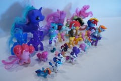 Lot of 30 – My Little Pony MLP – Small to Large Various Figures SHIPS FREE! c15