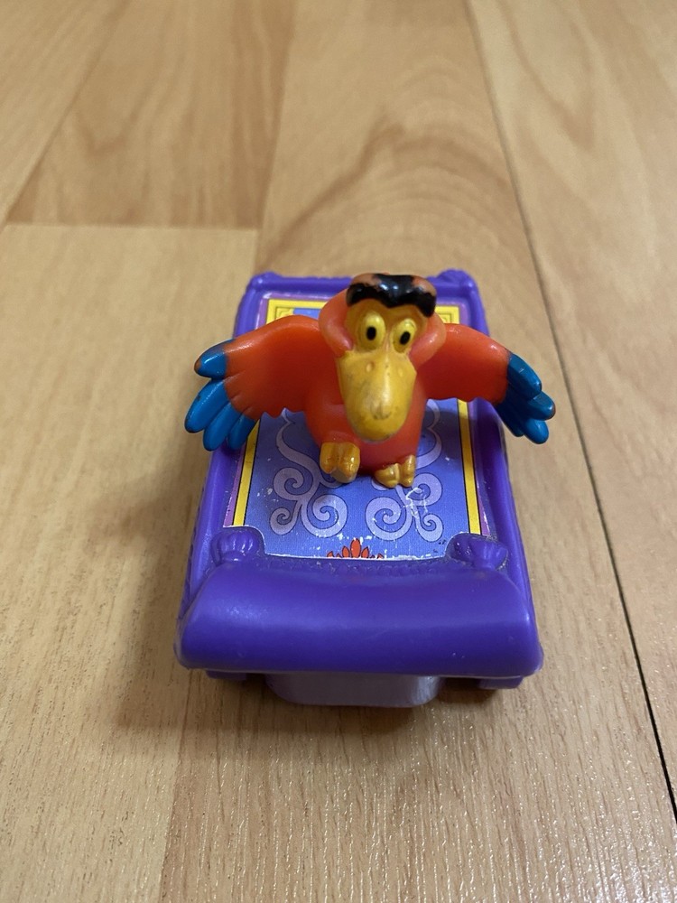 RARE 2004 Iago Magic Carpet 3″ McDonald’s EUROPE Action Figure Disney Aladdin