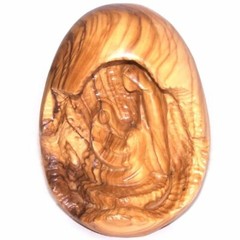 Egg with nativity carved within or inside – one piece (12 cm or 5 inch high)
