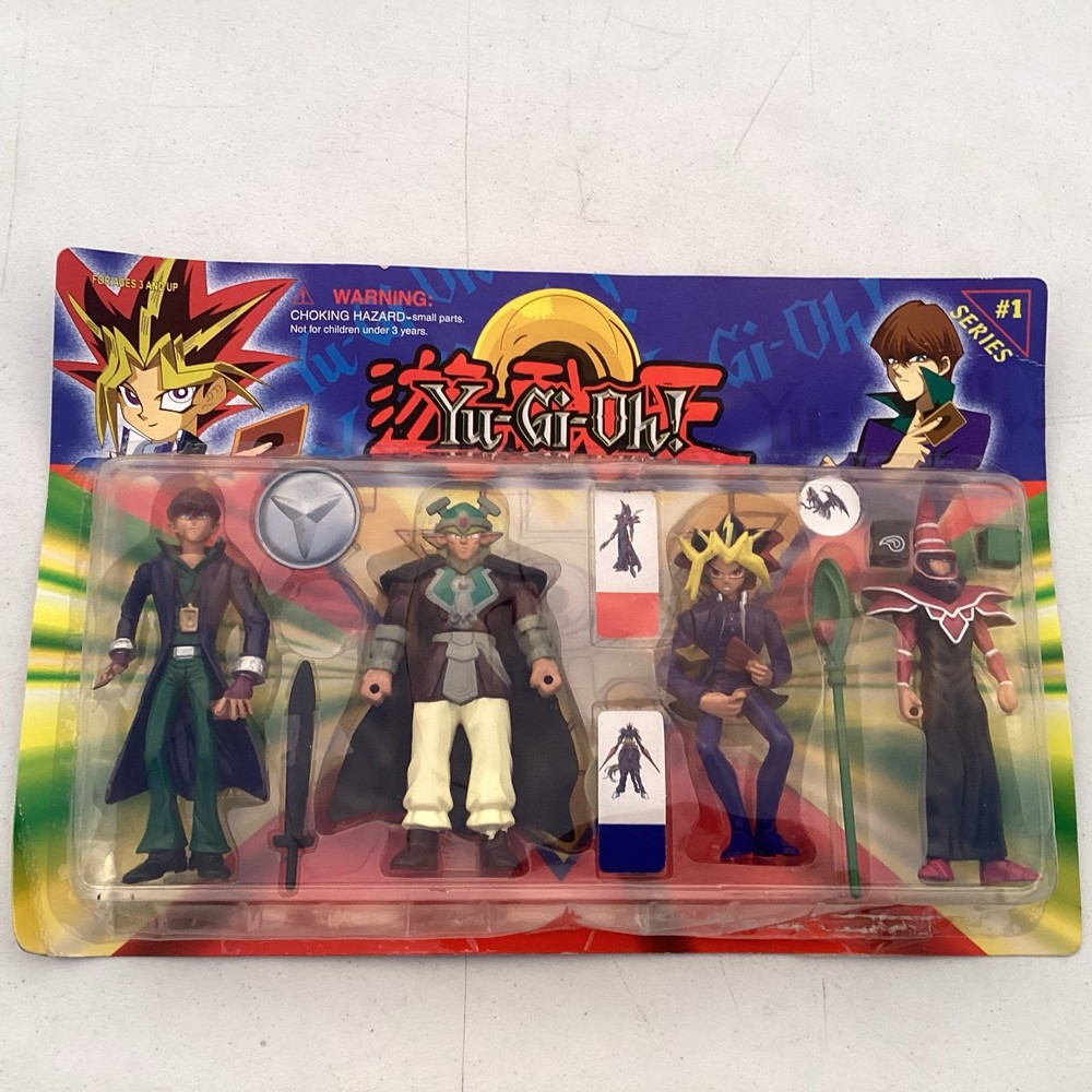 Vintage Yu-Gi-Oh Figure Set Sealed Yugi Kaiba Blue Eyes Dragon RARE