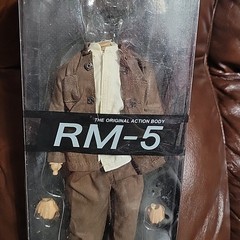 Enterbay RM-5 Bruce Lee Enter The Dragon Mr. Han PFK69P 1/6 Figure & Outfit