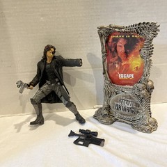 McFarlane Toys 2000 Movie Maniacs 3 Escape LA Snake Plissken No Box Accessories