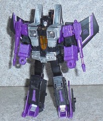 Transformers Earthrise Skywarp Complete Voyager War for Cybertron Generations