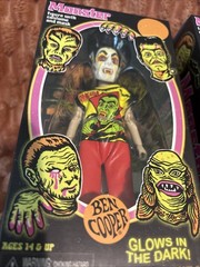 NECA Ben Cooper Glow In Dark Vampire Girl And Dracula 5.5”lot of 2 NEW In BOX