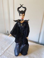 Disney Maleficent Doll Dark Beauty Angelina Jolie Figure Jakks Pacific 2014