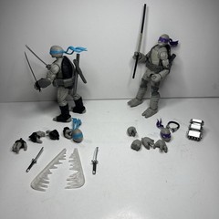 BST AXN Teenage Mutant Ninja Turtles Leo & Donatello Comic Black & White TMNT