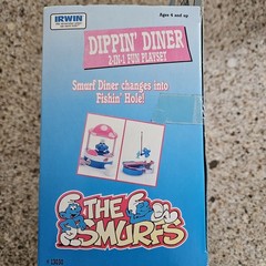NRFB NEW Irwin Peyo Smurfs Dippin’ Diner 2-In-1 Fun Playset Smurf Diner VTG 1996