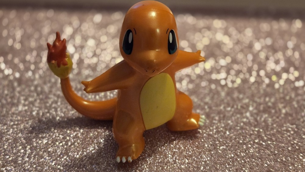 Pokémon Select Metallic Series 2 Charmander 3″ Battle Figure Jazwares PKW3192