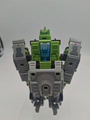 Springer Transformers Legacy Figure Complete Wreck ‘N Rule Collection Hasbro