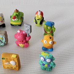 Trash Pack Trashies Moose Lot of 67 Mini Figures Toy Mixed Series