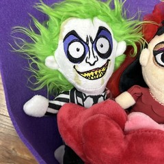 BEETLEJUICE & LYDIA Valentine’s Day 13″ Plush Bouquet 2025 Ruz NEW Hearts