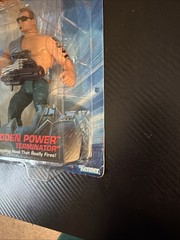Terminator 2 – “Future War: Hidden Power” – Kenner 1992 Sealed A3