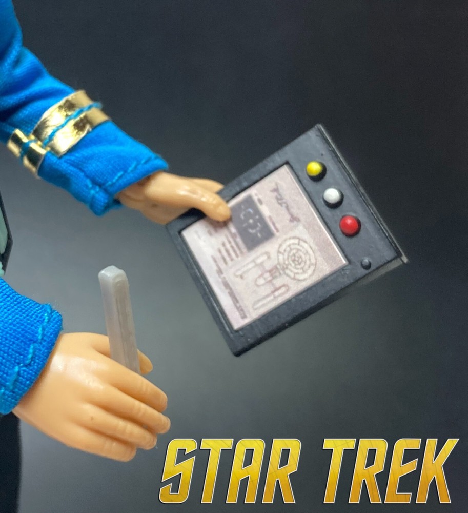 CUSTOM STAR TREK MEGO Data PAD for 8″ INCH FIGURE 1/9 scale PAINTED