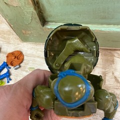 1992 TMNT Mutatin’ Leonardo Figure w/ Chart Pizza Ooze Katanas READ