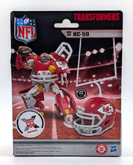 Hasbro Crossover Transformers x NFL KC-59 Kansas City Chiefs 2-in-1 Team Helmet