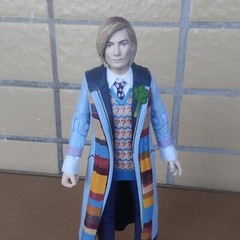 Doctor Who THE 13th Thirteenth doctor the REGENERATION FIGURE 5.5″ old #w1