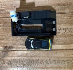 Disney Pixar Cars 2 Pit Stop Launchers Lewis Hamilton Launch & Race Mattel