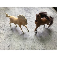 2 DreamWorks Spirit Riding Free Horses 6” Figures Toy Just Play – Fast Ship!