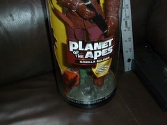 PLANET OF THE APES GORILLA SOLDIER WITH ROTATING BASE FIGURE 12 inch HASBRO