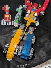 VOLTRON 1997 trend Masters Voltron. INCOMPLETE Read