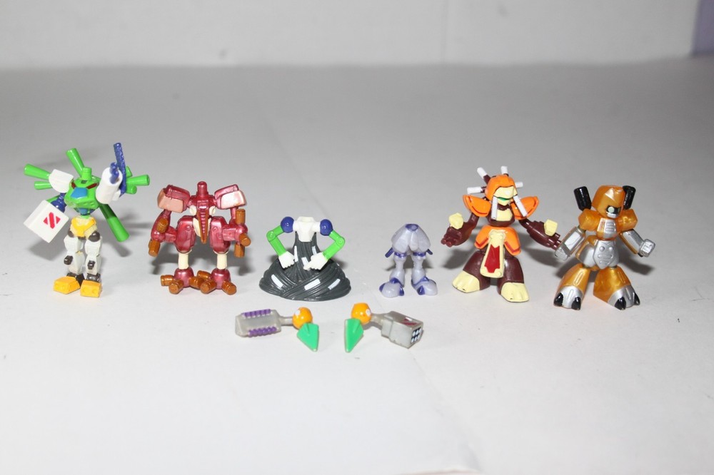 Vintage Rare Takara Medabots lot of parts