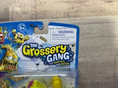Grossery Gang Squished Banana Putrid Power Action Figure Moose Toys H2