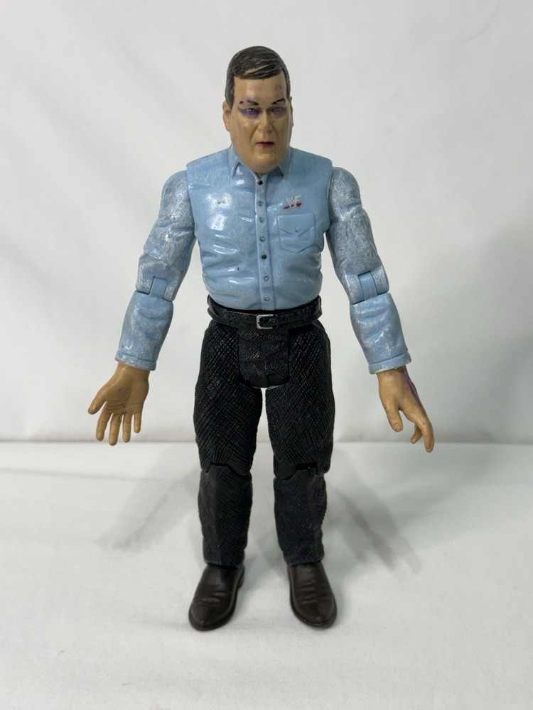 2001 WWF WWE Jakks Pacific Announcer JR Jim Ross Wrestling Action Figure