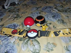 LOT OF (2) Pokemon Pikachu Clip N Go Pokeballs – Yellow/Black 2018 Nintendo
